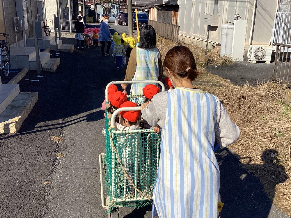 お散歩に行きました👣